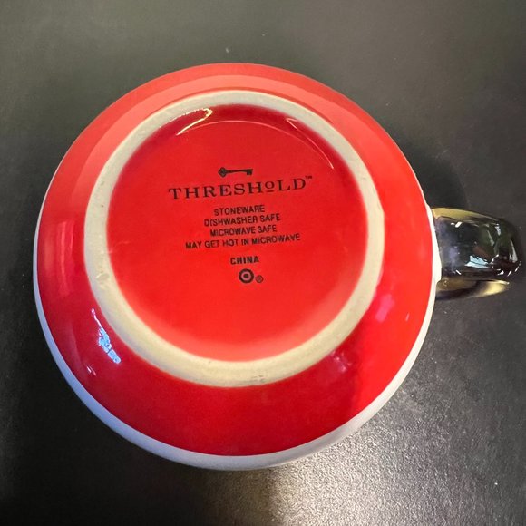 Threshold SNUGGLE SEASON Rounded Stoneware Mug with Metallic Gold Color Handle - Picture 5 of 6